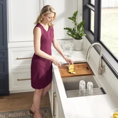 Ruvati Verona 33-inch Apron-front Workstation Farmhouse Kitchen Sink 16 Gauge Stainless Steel Single Bowl – RVH9200