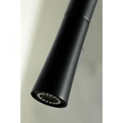 Kingston New York LS2720NYL Single-Handle Pull-Down Kitchen Faucet, Matte Black