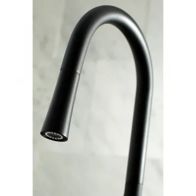 Kingston New York LS2720NYL Single-Handle Pull-Down Kitchen Faucet, Matte Black