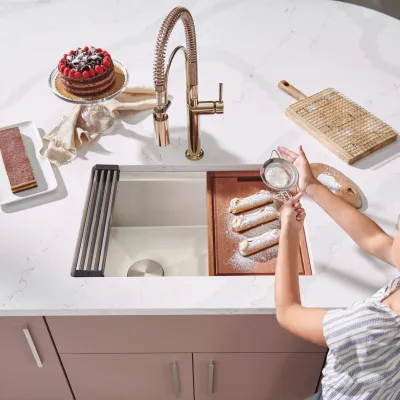 Ruvati Veniso 33-inch Workstation Slope Bottom Offset Drain Undermount 16 Gauge Kitchen Sink-RVH8591