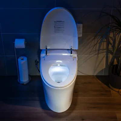 WOODBRIDGE Smart Bidet Tankless Toilet 